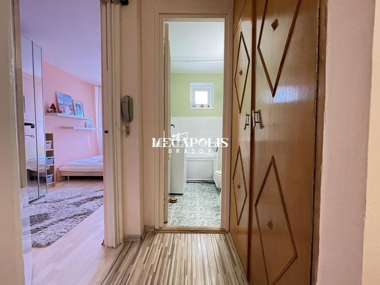 Apartament cu 2 camere decomandat în Astra