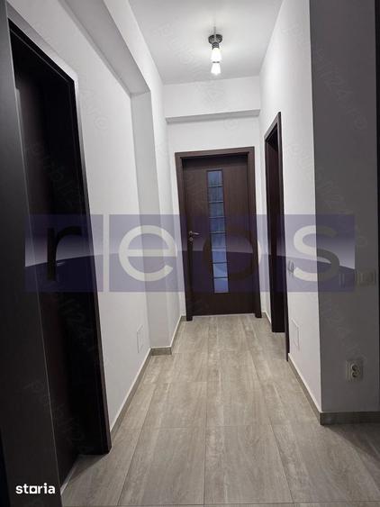 Apartament cu 2 camere, mobilat în Central