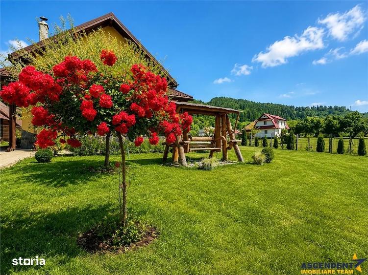 Casă cu 4 camere cu Teren 2032 Mp în Lunca