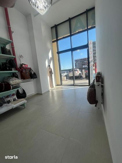Spațiu comercial, de 16 mp, în Central