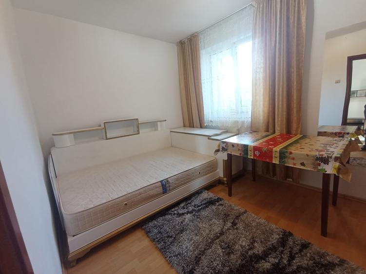 Apartament cu 2 camere nedecomandat în Tătărași