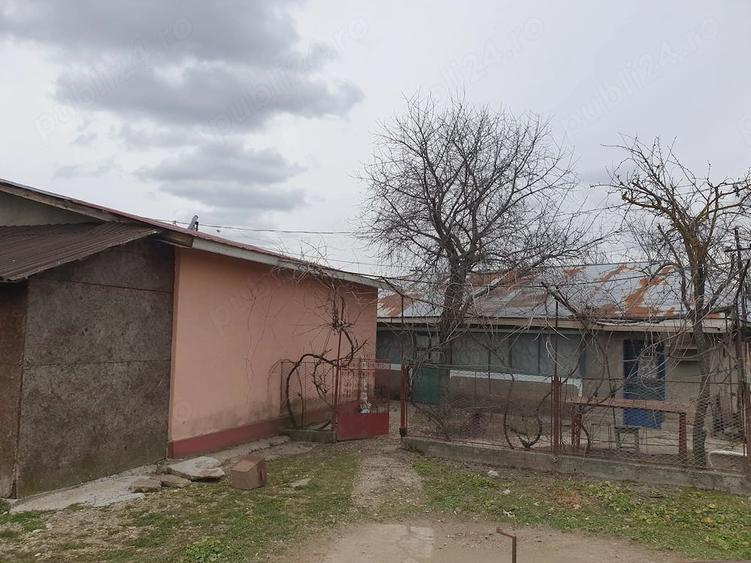 Casă cu Teren 1000 Mp în Cucueți