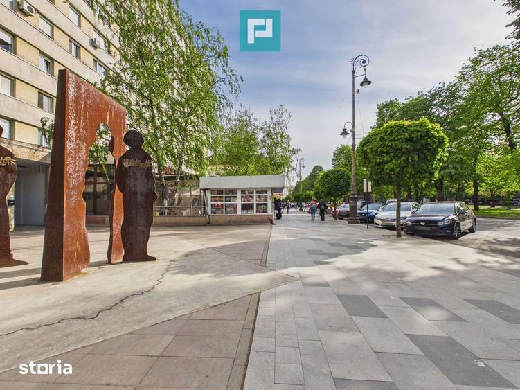 Apartament cu 3 camere, mobilat în Central