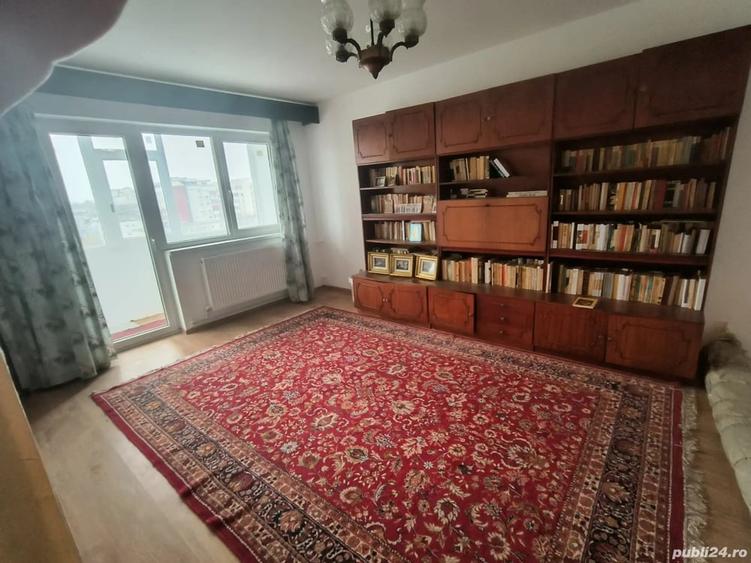 Apartament cu 2 camere decomandat în Sud
