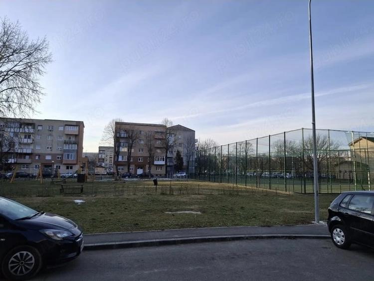 Garsonieră decomandată în Micro 17