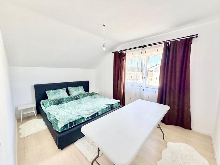 Duplex cu 3 camere cu Teren 300 Mp în Moșnița Veche