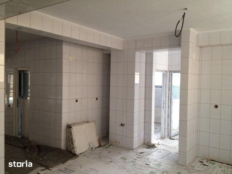 Spațiu comercial, de 1,500 mp, în Voineasa