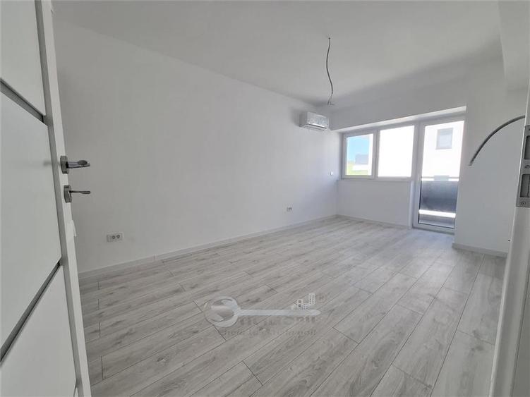 Apartament cu 2 camere decomandat în Galata