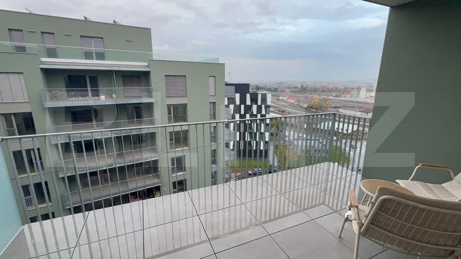 Apartament cu 2 camere semidecomandat, mobilat în Semicentral