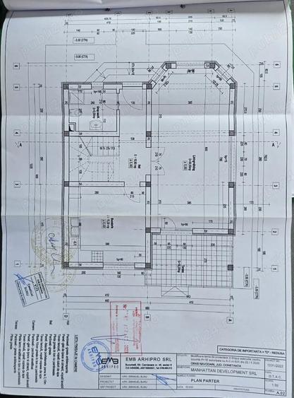 Casă cu Teren 315 Mp în Central