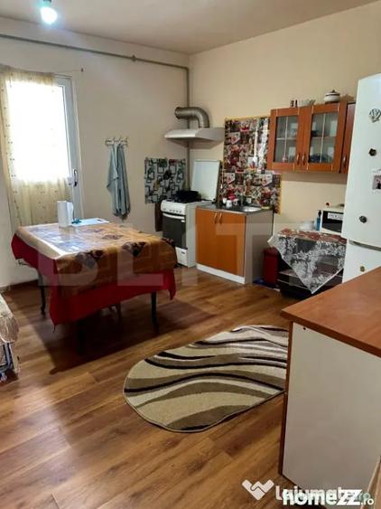 Casă cu 4 camere cu Teren 1480 Mp în Brădești
