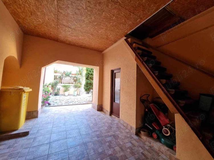 Casă cu 3 camere cu Teren 166 Mp în Central