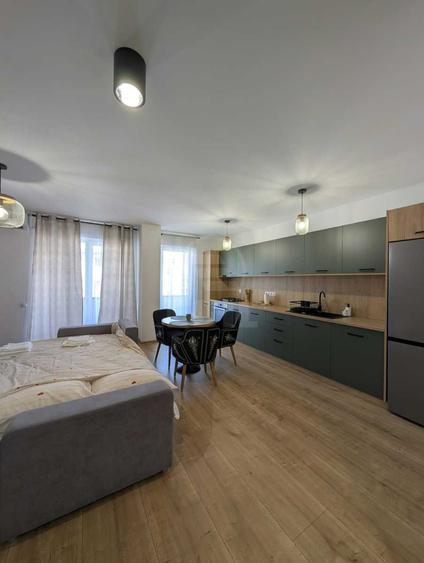 Apartament cu 2 camere semidecomandat în Florești