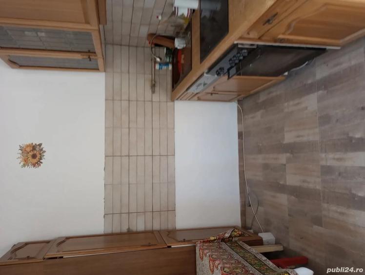Casă cu 3 camere în Central