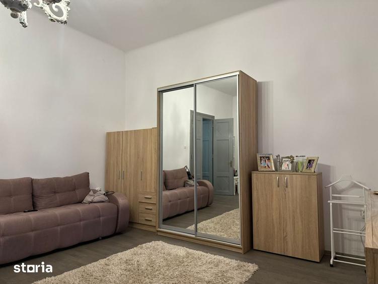 Casă cu 2 camere cu Teren 500 Mp în Gruia