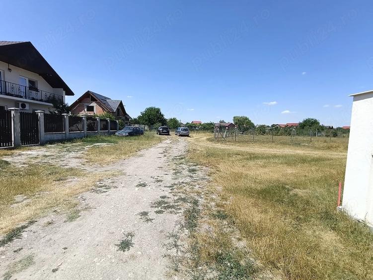 Teren de 827 mp, în Remetea Mare