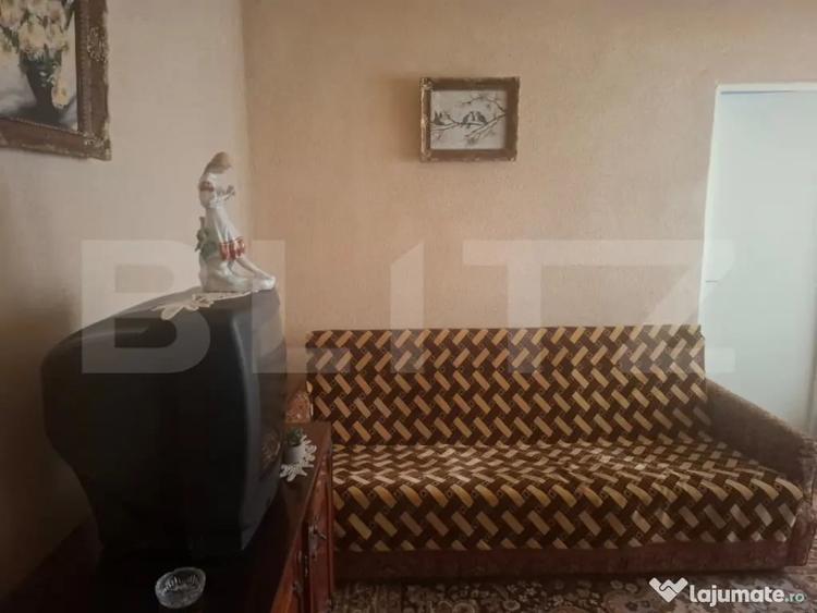 Apartament cu 2 camere semidecomandat în Micro 5