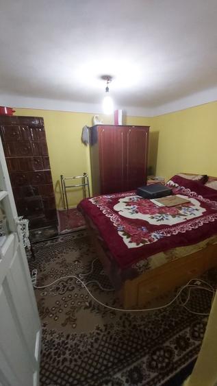 Vand casa cu teren - 1