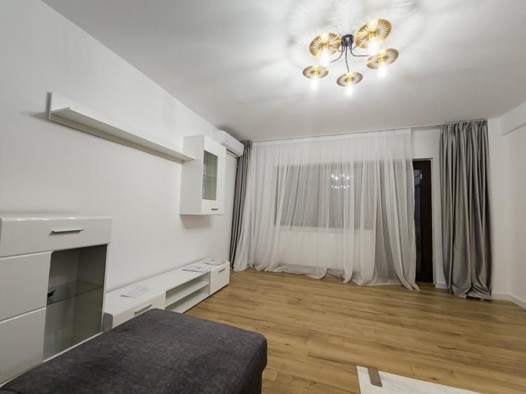 Prima inchiriere-apartament decomandat la 7 minute de Metrou Muncii - 2