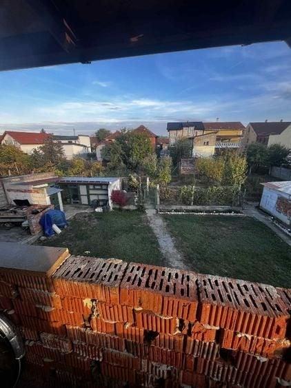 BRASADAS vinde casa in zona 14 Mai. - 5