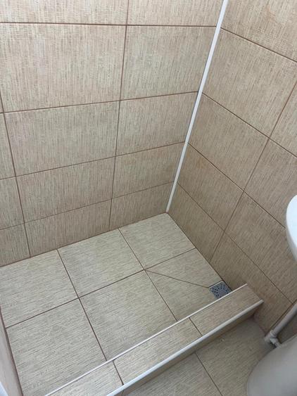 vand garsoniera micro 19 et 1/4 renovata baie proprie pret 13.100 euro - 6