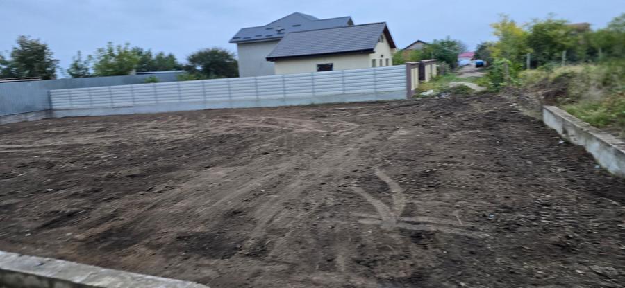 Teren de vanzare 700 mp central Odobesti - 52