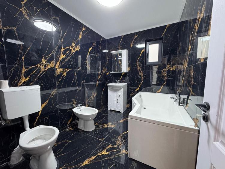 Vand Casa 3 Camere - Mobilata - Toate utilitatile - 2026 - 4