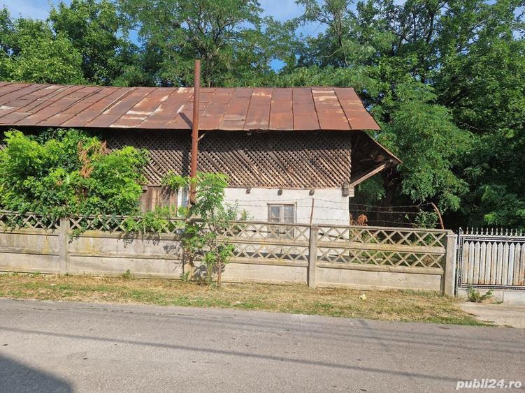 Casă cu 3 camere în Strejnicu