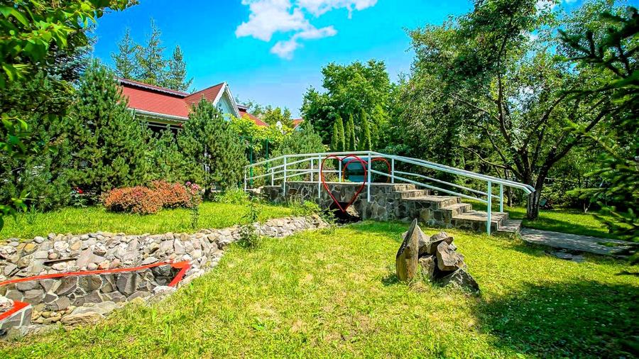 Proprietate unică pe malul lacului Moacșa – liniște, rafinament, eleganta - 47