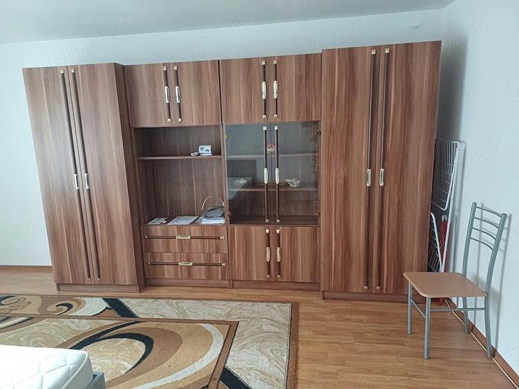 Apartament cu o camera de inchiriat - 4