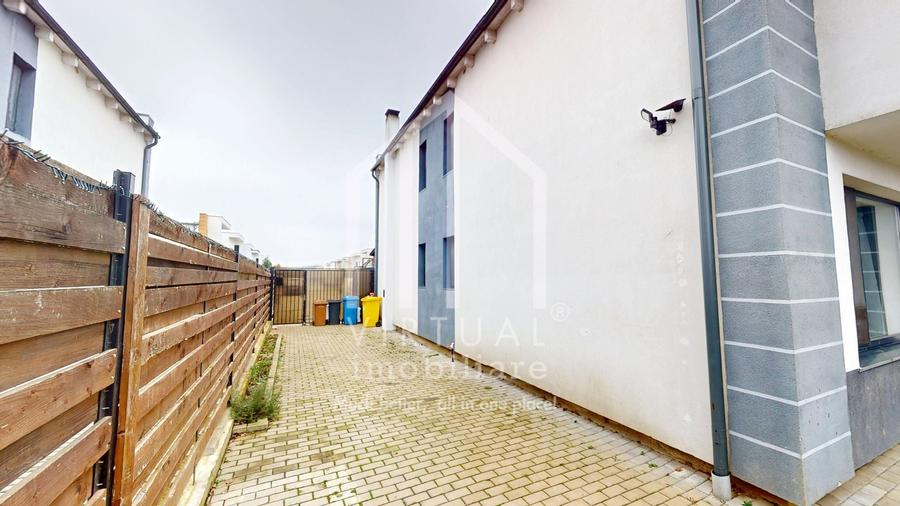 quadruplex cu 3 camere, 80mp utili, 249mp teren, acces auto,Turnisor - 17