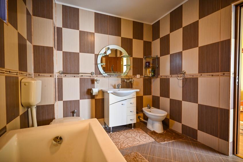 Casa Sanpetru | Casa 5 camere | Destinatii Multiple | - 8