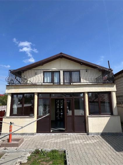 Vila de vanzare 145.000 negociabil - 2