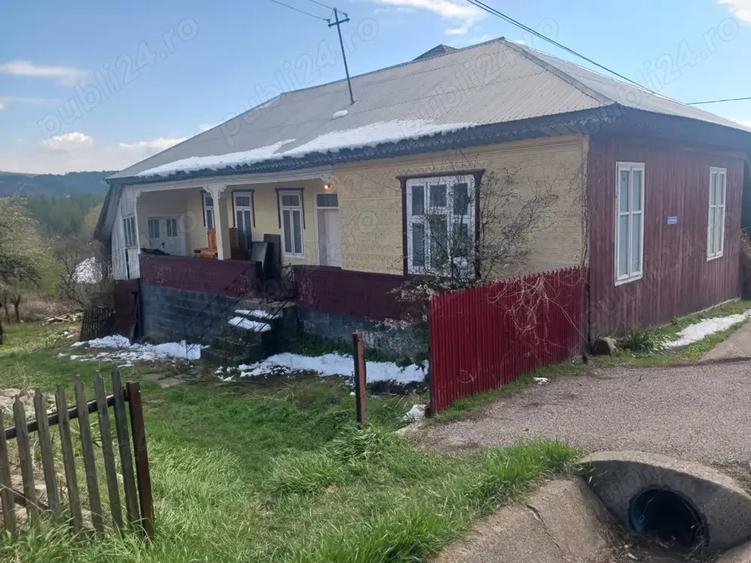 Casa de vanzare 4 camere - 1