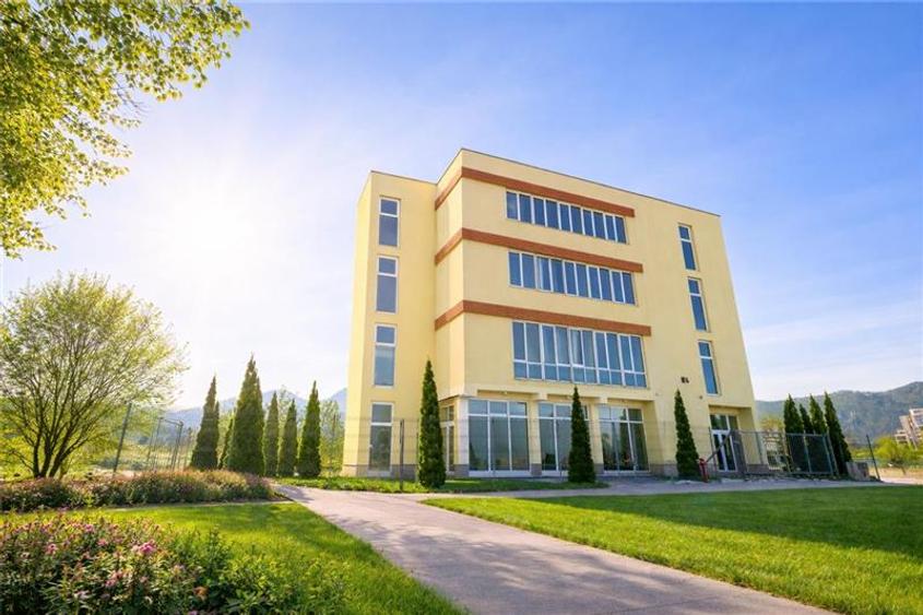 Edificiu cu acces facil, componenta si dotari apreciabile, Calea Bucuresti, Bras - 1