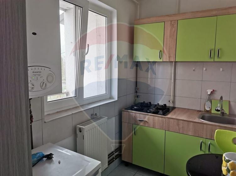 Apartament cu 1 camera in zona Polivalenta - 6