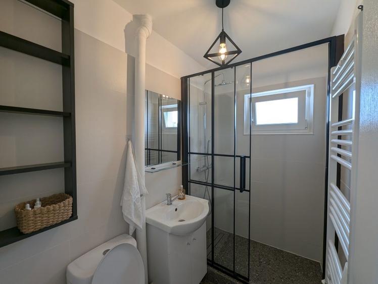 Inchiriez apartament 3 camere - 8