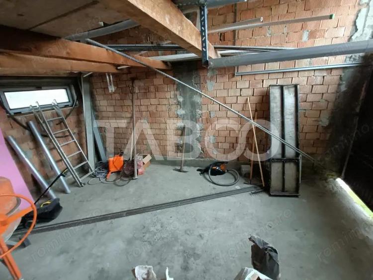 Casa 5 camere 250 mp cu incalzire in pardosea zona Tineretului Sibiu - 8