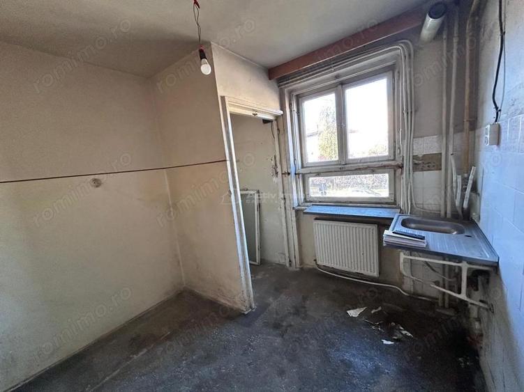 Resita, 3 Cam,cf.1 Semidec.et.1,Central - 9