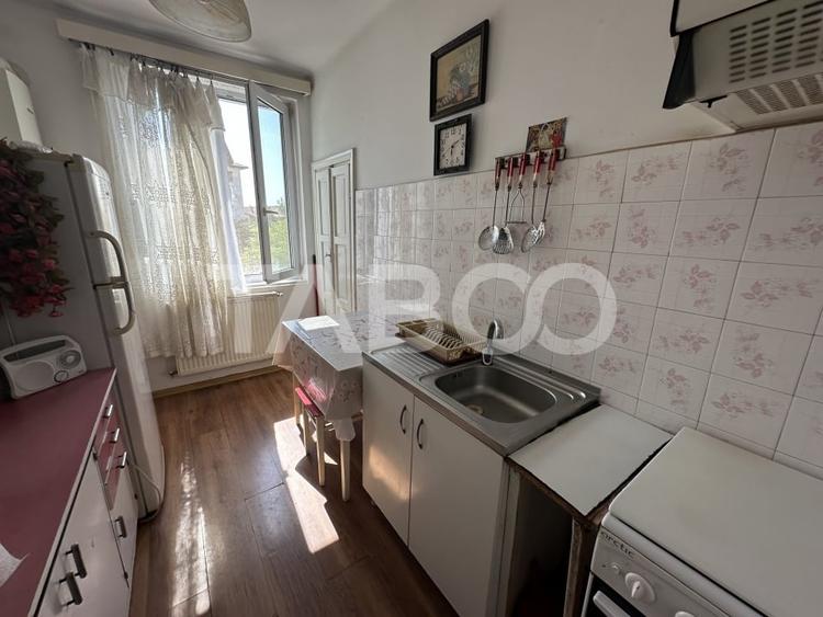 Apartament 2 camere 47 mpu decomandat 2 boxe la subsol garaj etaj 2 - 6