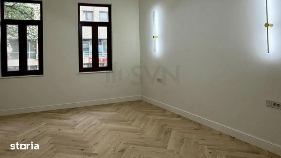 Apartament cu 4 camere în Romană