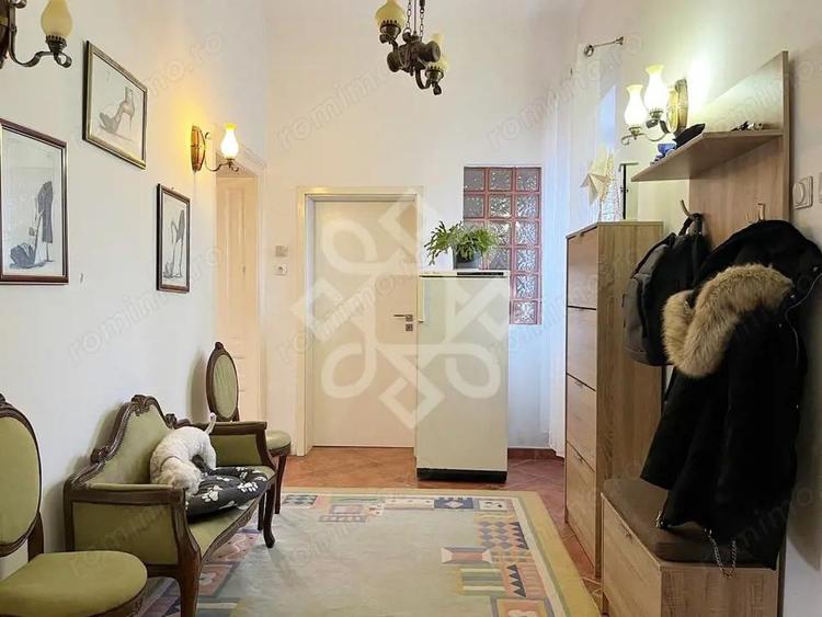 Casa cu 4 camere de vanzare in zona centrala din Oradea - 16