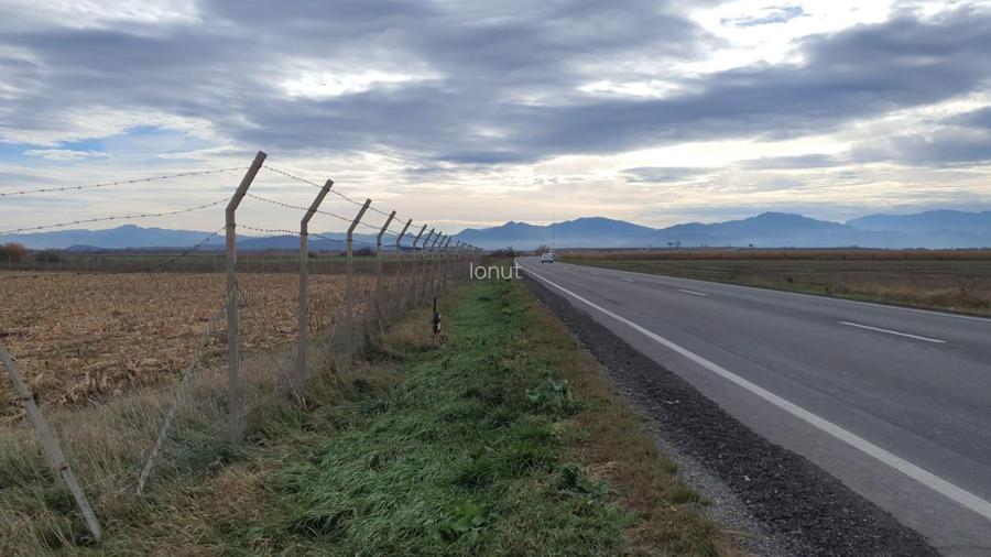 Teren Construcții intravilan de 14450 mp, în Feldioara