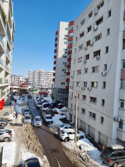 Piata Ion Mihalache - 3 Camere - Imobil interbelic - Urgenta 2 - 26