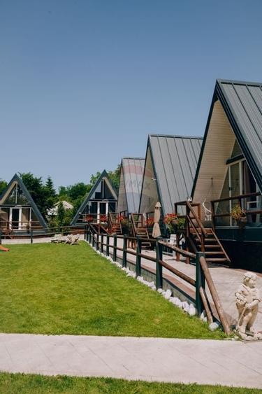 Casute de vanzare - 38