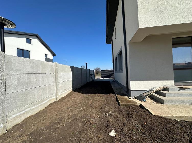 Vilă individuală P+1+M, 167 mp utili, teren 300 mp – lângă școală si parc - 1