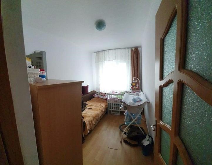 Apartament de vanzare cu 3 camere Tatarasi 52.500 Euro - 2