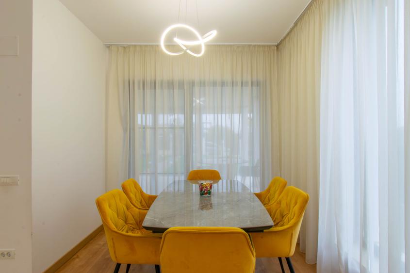 Vilă modernă cu vedere la lac, minicomplex inchis - 7