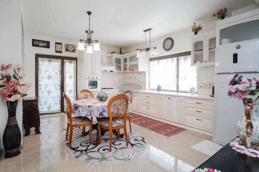 0% Comision - VILA de LUX de vanzare Cu iaz natural - 14