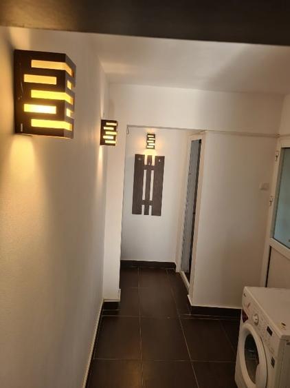 Apartament 4 camere !! PERSOANA FIZICA !! INEL 2 - 2